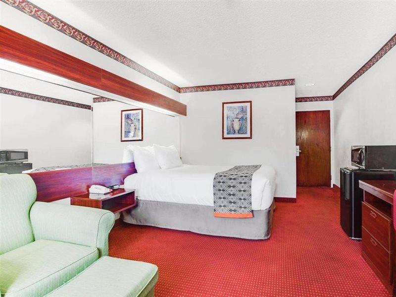 Microtel Inn & Suites By Wyndham Savannah/Pooler Buitenkant foto