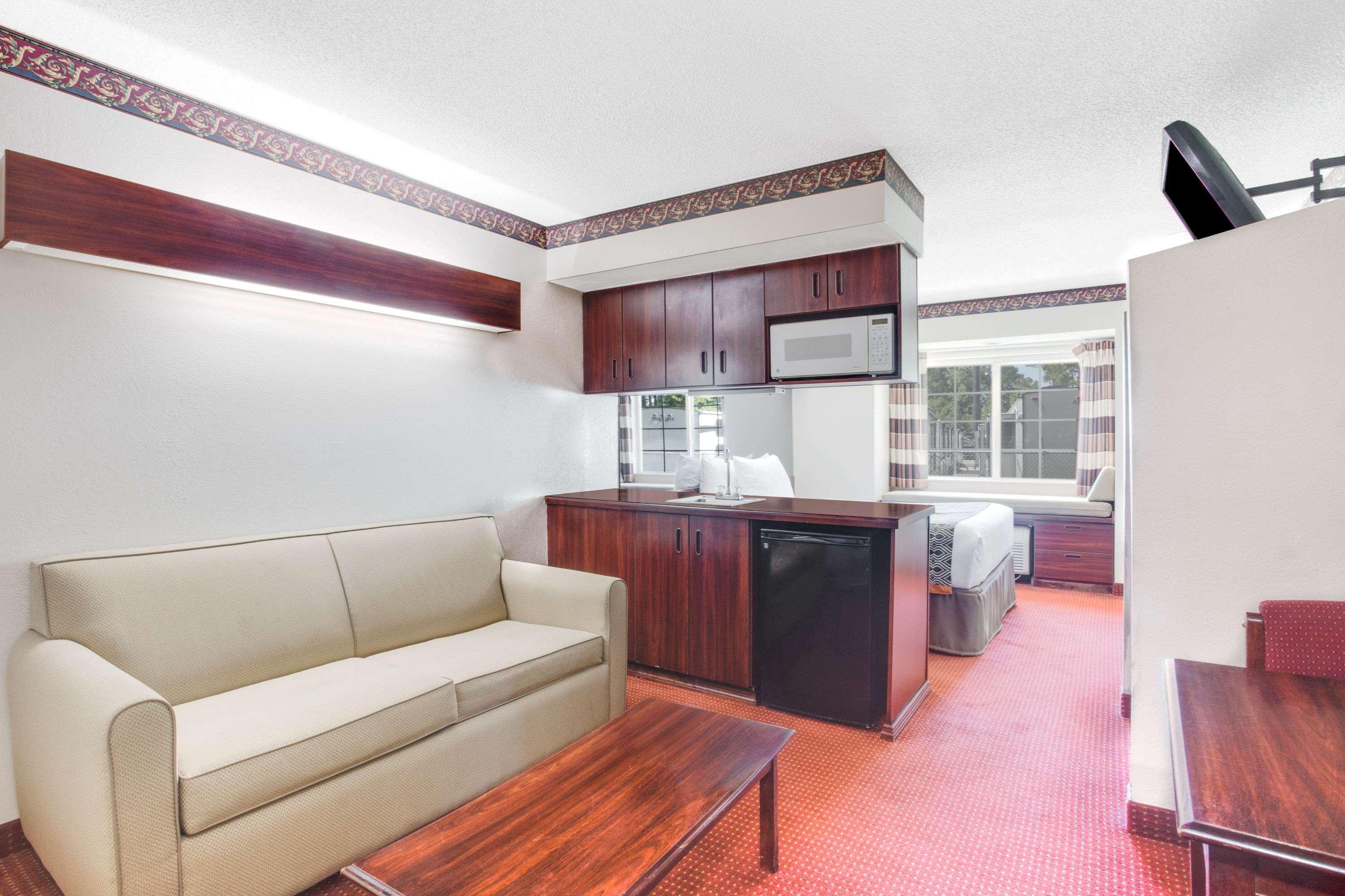Microtel Inn & Suites By Wyndham Savannah/Pooler Buitenkant foto